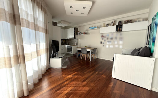 SPLENDIDO BILOCALE CON TERRAZZO