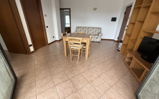 OTTIMO BILOCALE CON TERRAZZINO