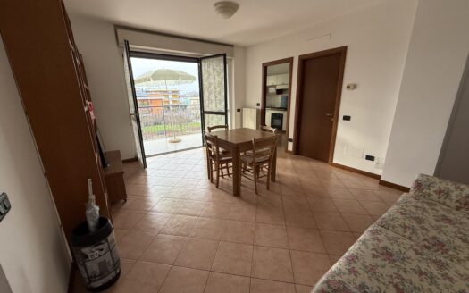 OTTIMO BILOCALE CON TERRAZZINO