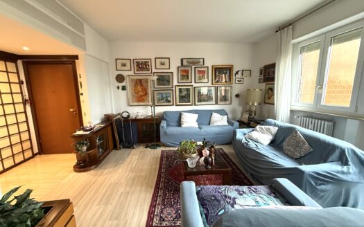 OTTIMO 4 LOCALI PIANO ALTO