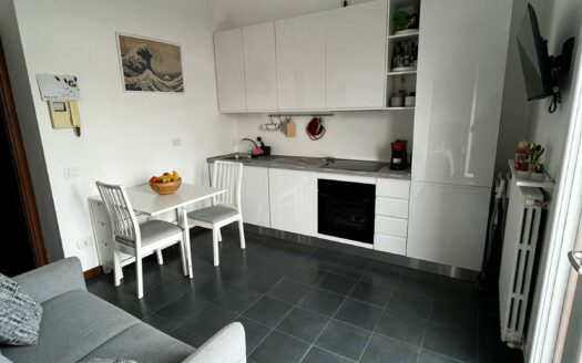 OTTIMO BILOCALE ARREDATO A NUOVO