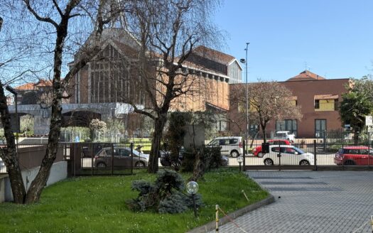 4 LOCALI RISTRUTTURATO