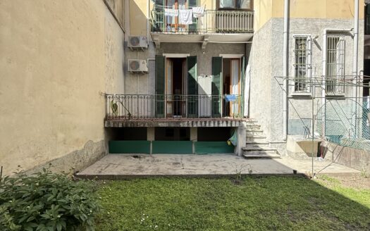 VILLA CON GIARDINO